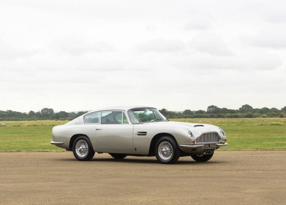 Bild 3/23 von Aston Martin DB 6 (1969)