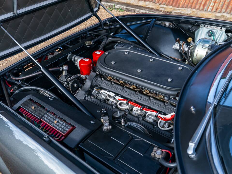 Imagen 28/32 de Ferrari 365 GTB&#x2F;4 Daytona (1973)