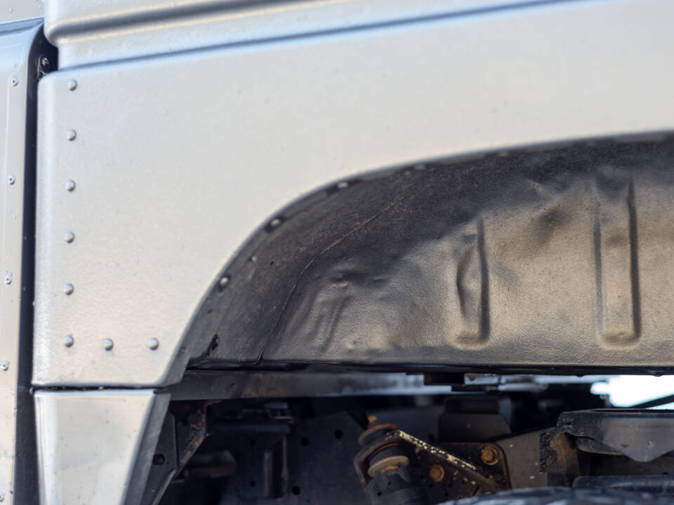 Image 37/98 of Land Rover Defender 130 Double Cab (2008)