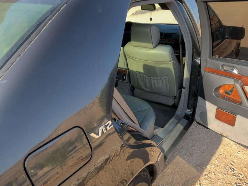 Image 26/80 de Mercedes-Benz 600 SEL (1993)
