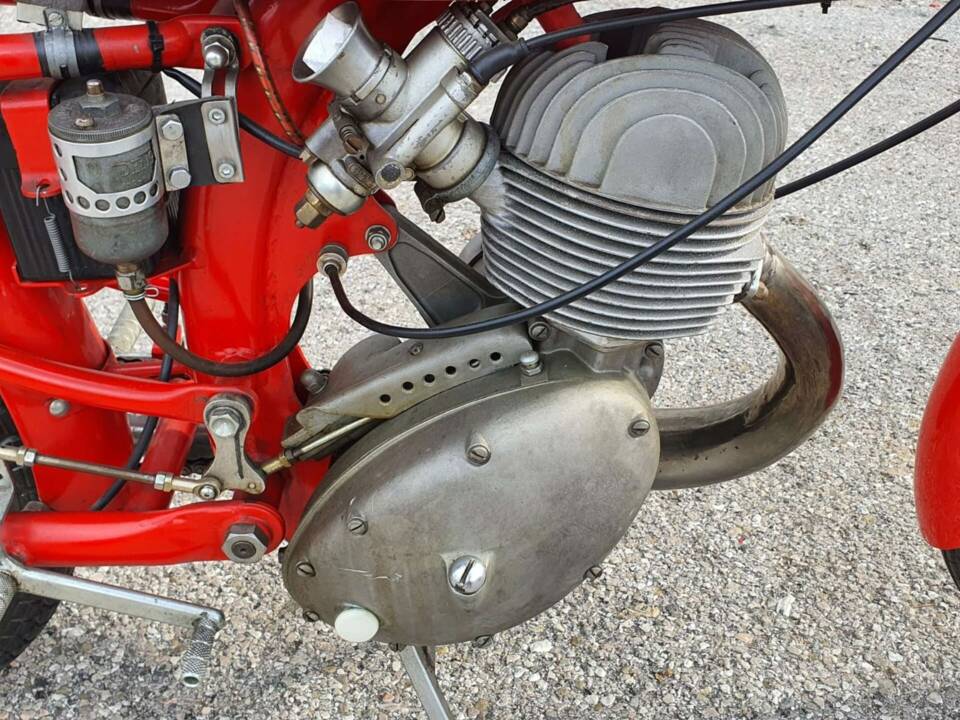 Imagen 8/19 de Benelli DUMMY (1951)