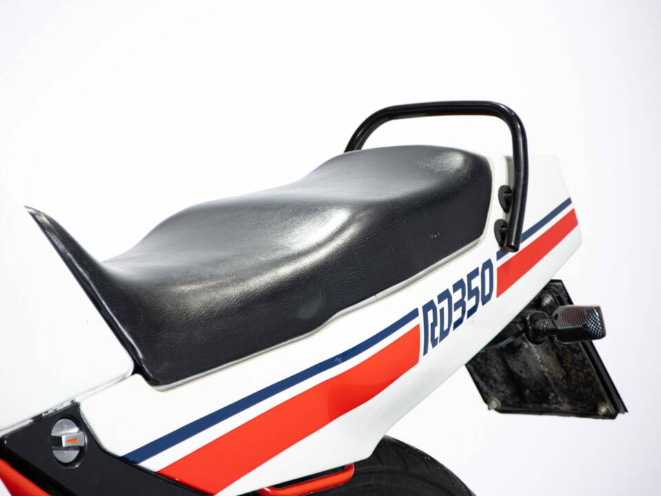 Bild 37/50 von Yamaha RD 350 LC (1990)