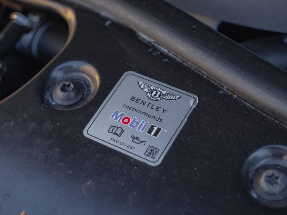 Imagen 64/68 de Bentley Flying Spur V8 S (2017)
