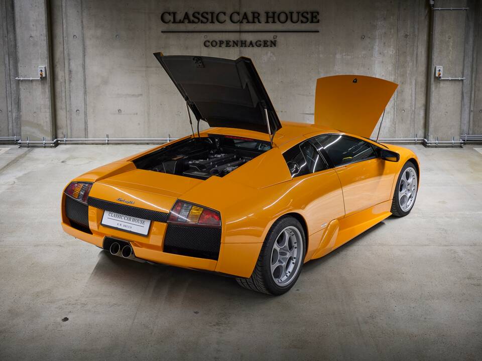 Image 44/99 of Lamborghini Murciélago (2003)