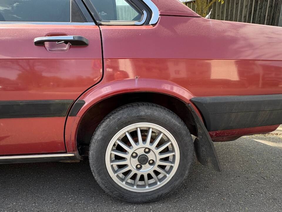 Image 9/32 of Audi 80 1.6 (1986)