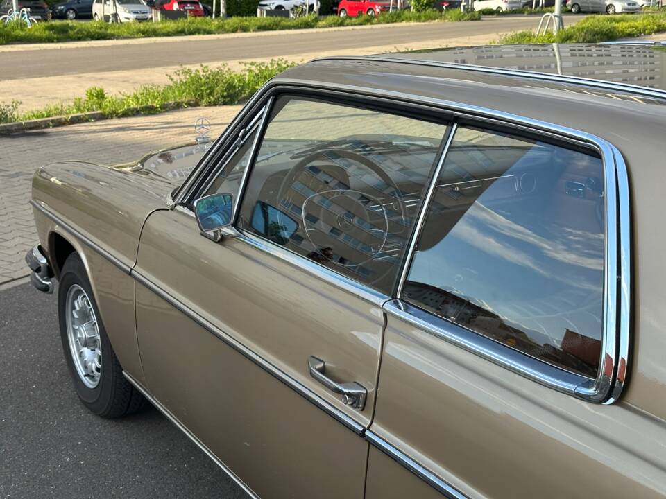Bild 21/27 von Mercedes-Benz 250 CE (1970)