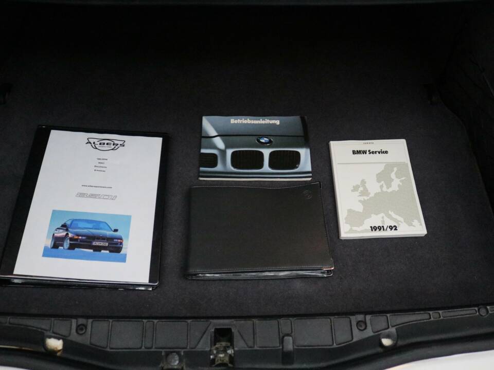 Image 13/13 de BMW 850Ci (1992)
