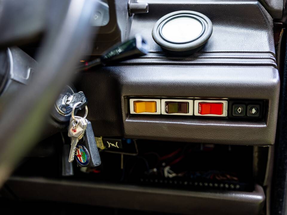 Afbeelding 41/46 van Alfa Romeo Giulietta 2.0 (1981)