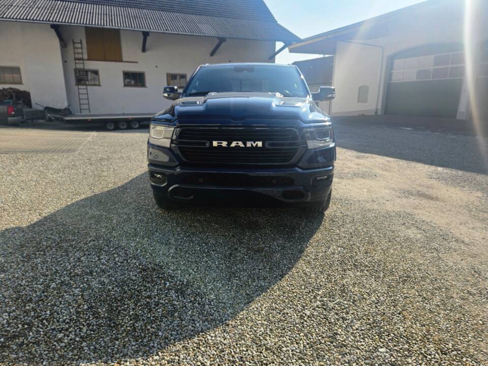Image 51/69 of Dodge Ram 1500 (2022)