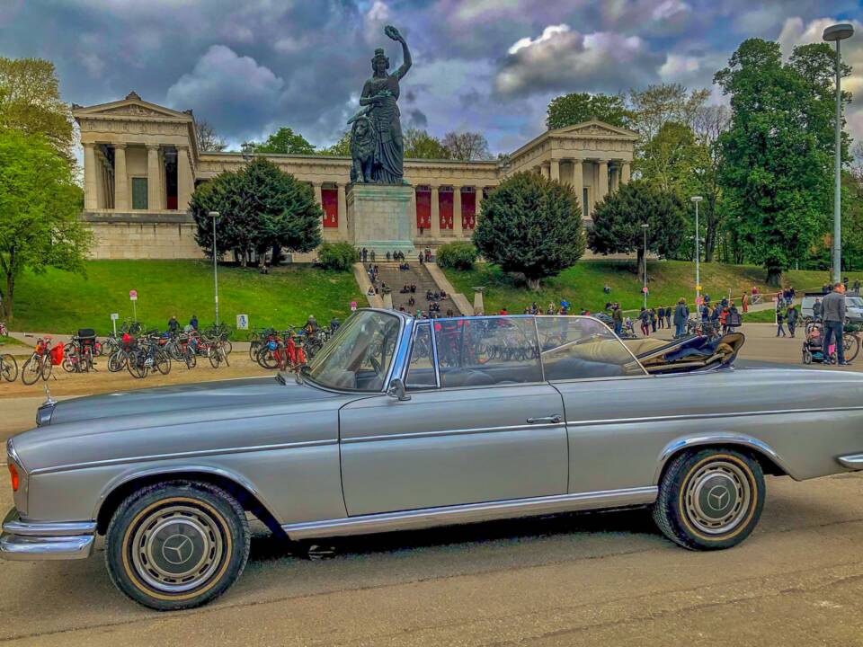 Bild 9/20 von Mercedes-Benz 300 SE (1963)