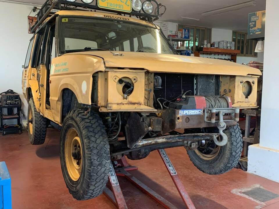 Image 43/51 of Land Rover Discovery TDi (1993)