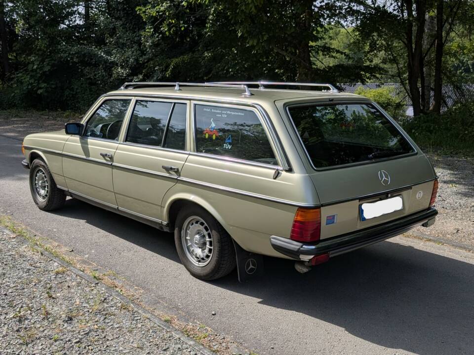 Bild 4/35 von Mercedes-Benz 300 TD Turbodiesel (1985)