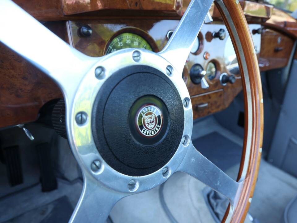Afbeelding 19/50 van Jaguar XK 140 SE DHC (1957)