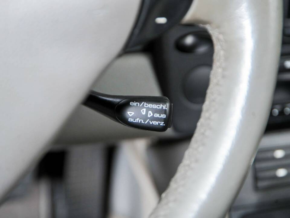 Image 35/50 of Porsche Boxster (2005)