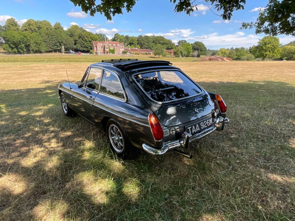 Imagen 15/45 de MG MGB GT (1974)