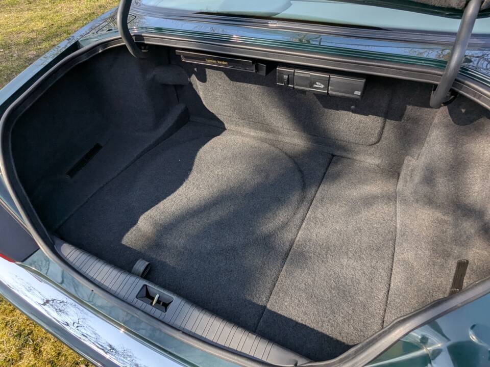Image 31/64 of Jaguar XJR 4.0 Supercharged (1995)