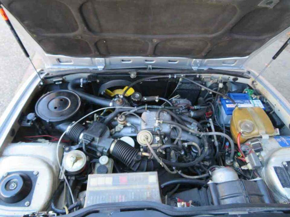 Image 13/18 of Lancia Gamma Coupe 2500 I.E. (1981)