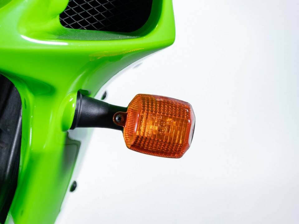 Afbeelding 9/35 van Kawasaki DUMMY (1993)