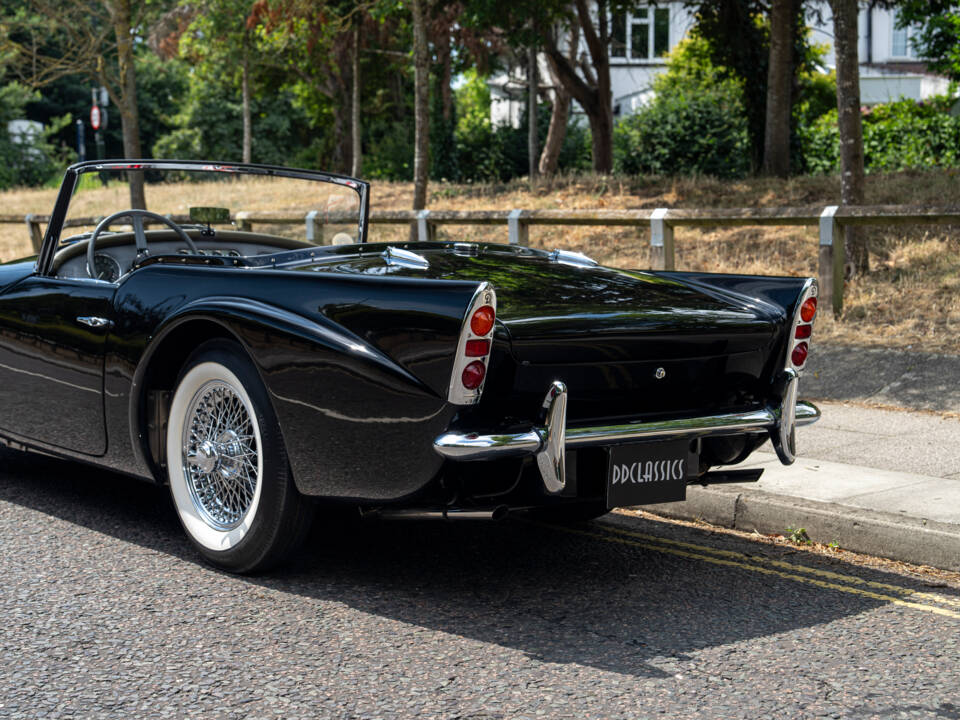Immagine 12/28 di Daimler SP 250 (1961)