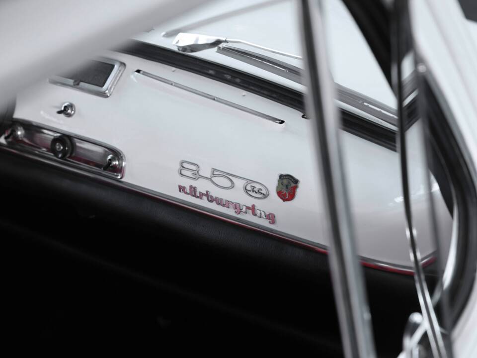Image 27/47 of Abarth Fiat 850 TC (1965)