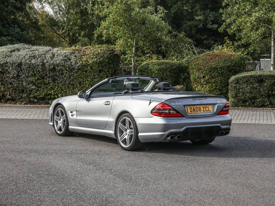 Afbeelding 29/47 van Mercedes-Benz SL 63 AMG (2008)