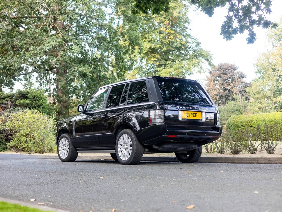 Image 34/50 de Land Rover Range Rover Vogue TDV8 (2009)