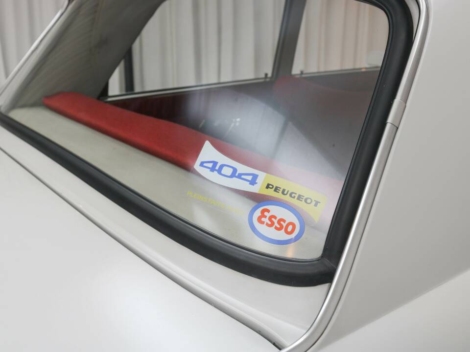 Bild 18/18 von Peugeot 404 (1963)