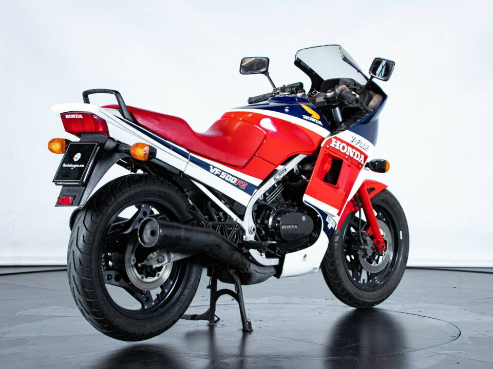 Immagine 6/50 di Honda VF 500 F (1986)