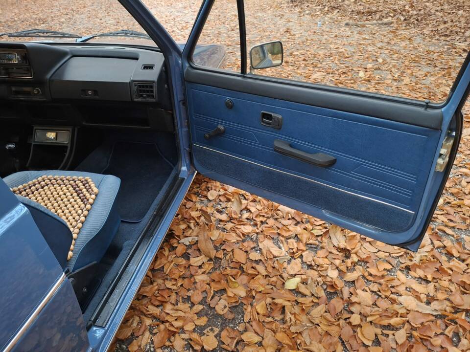 Image 28/36 de Volkswagen Golf I 1.6 GLS (1981)