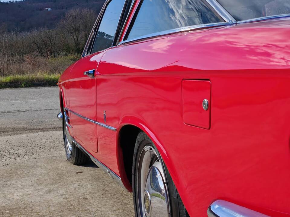 Afbeelding 18/50 van FIAT 2300 S Coupé (1967)