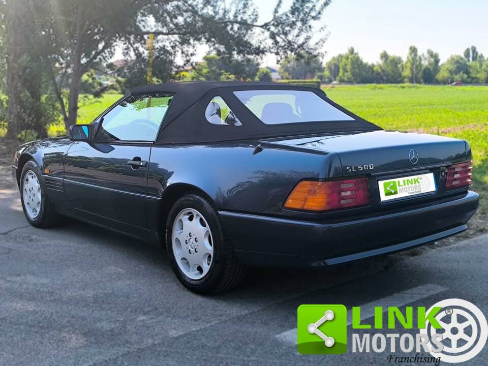 Bild 8/10 von Mercedes-Benz SL 500 (1996)