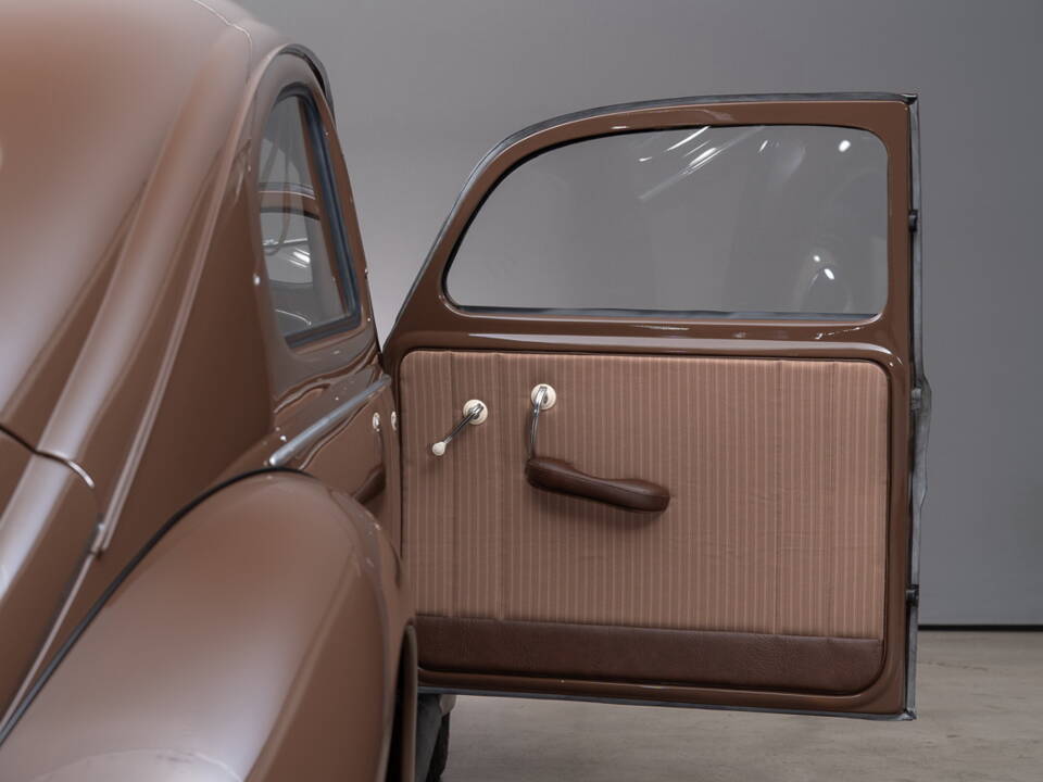 Imagen 21/39 de Volkswagen Escarabajo Estandar (1950)