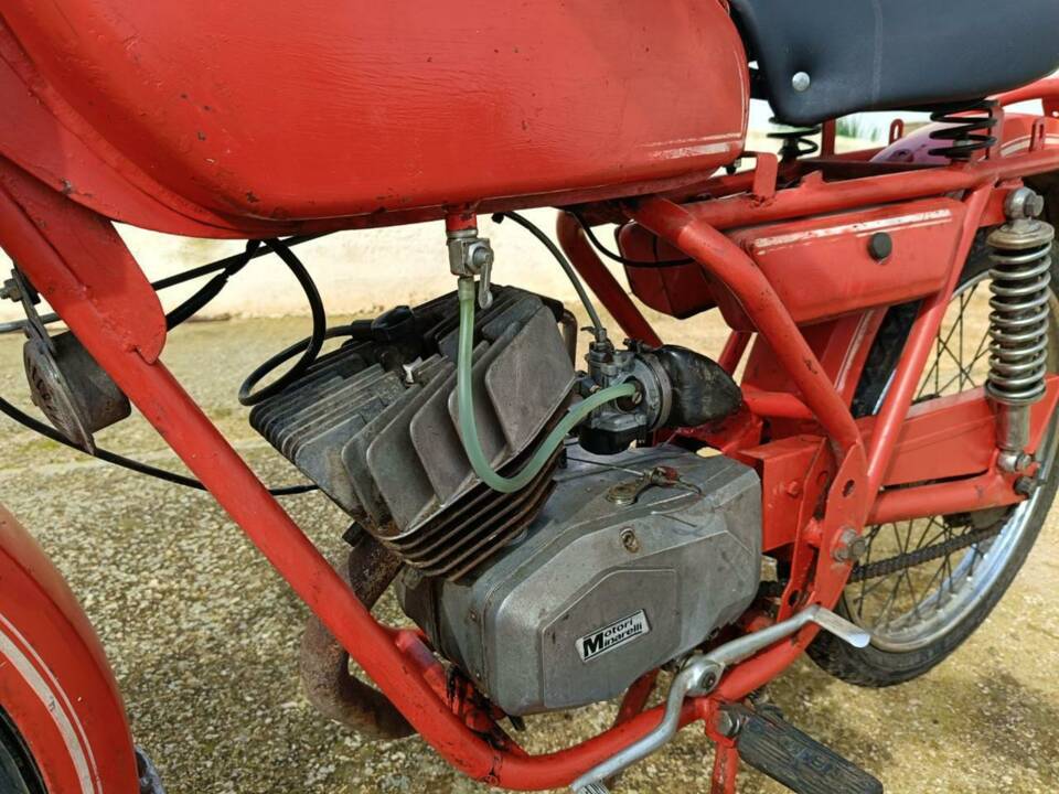 Afbeelding 22/35 van BM DUMMY (1979)