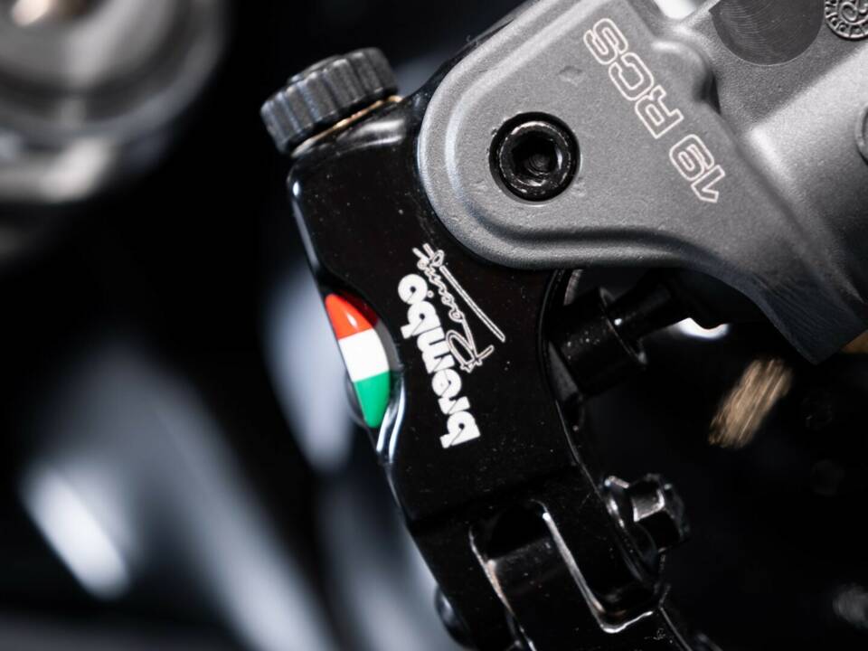 Immagine 16/50 di Yamaha DUMMY (1991)