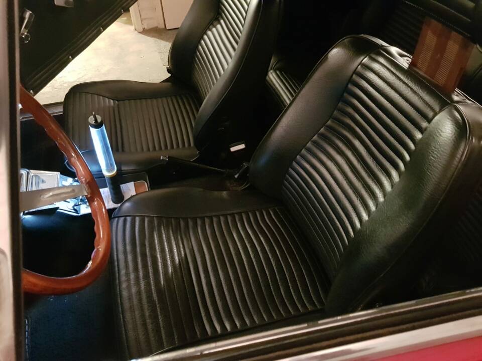 Immagine 6/7 di Alfa Romeo Giulia 1600 GT Junior (1974)