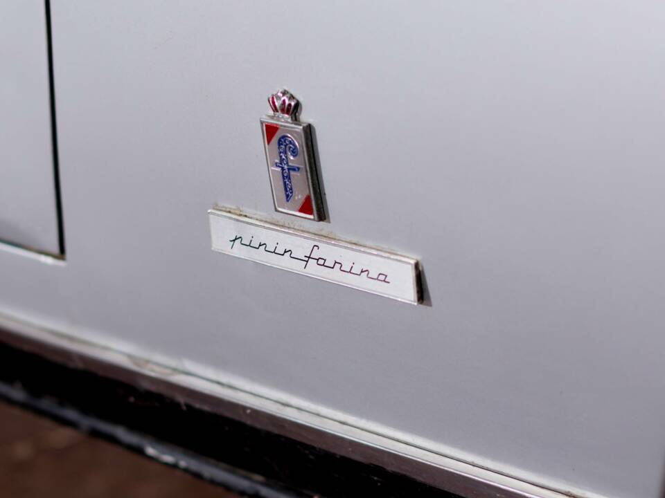 Image 11/23 de Ferrari 400 GT (1979)