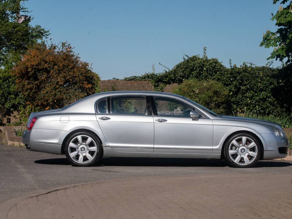 Image 21/50 of Bentley Continental Flying Spur (2007)