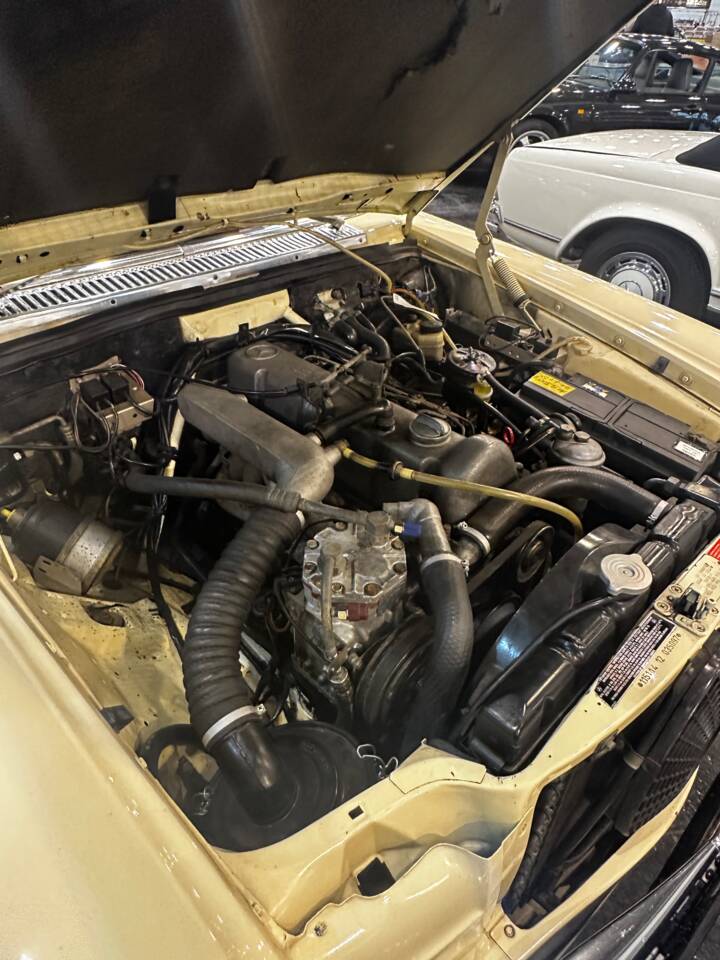 Image 6/21 of Mercedes-Benz 240 D 3,0 (1976)