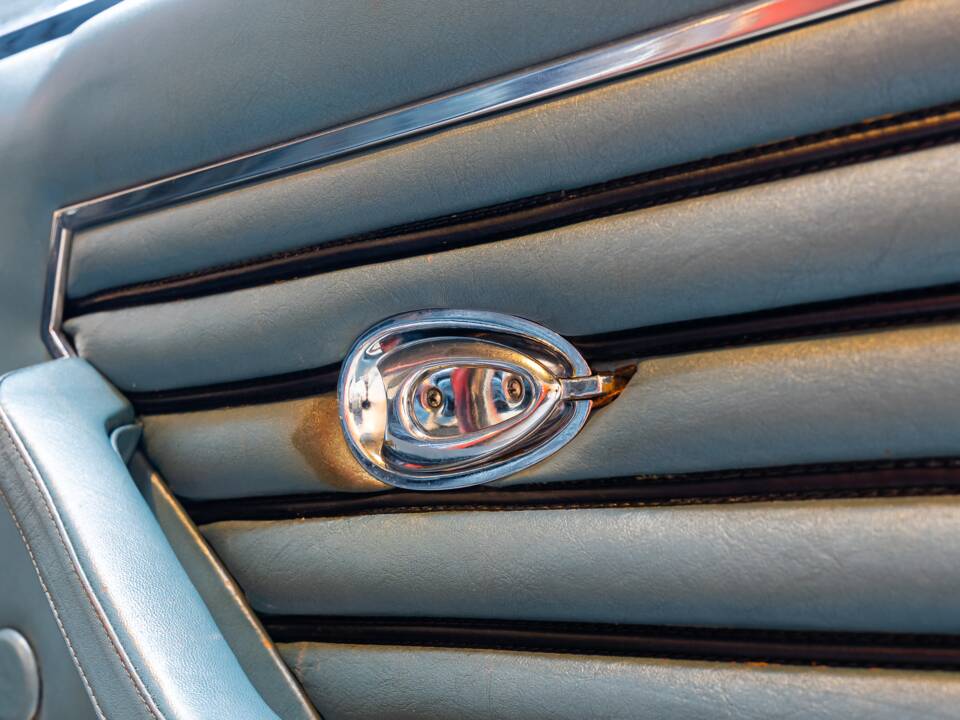 Image 52/74 of Ferrari 365 GTB/4 Daytona (1971)