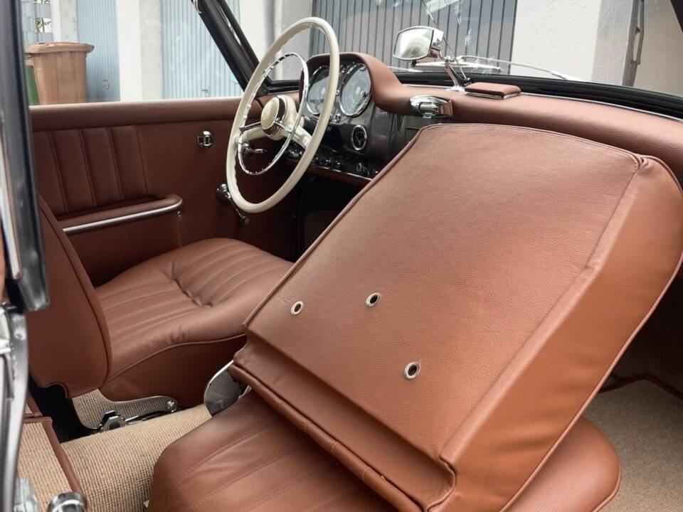 Image 44/51 de Mercedes-Benz 190 SL (1960)