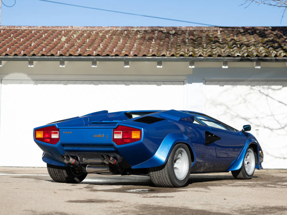 Image 2/50 of Lamborghini Countach LP 400 S (1981)