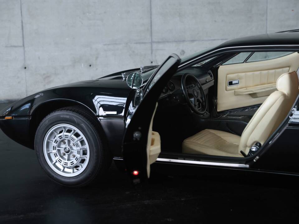 Image 17/50 of Maserati Merak (1974)