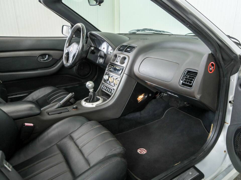 Immagine 12/50 di MG TF 135 (2004)