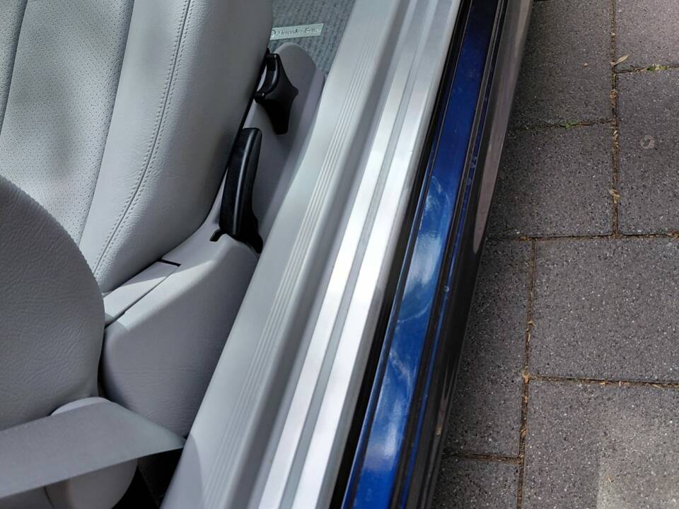Immagine 17/18 di Mercedes-Benz CLK 200 (1999)