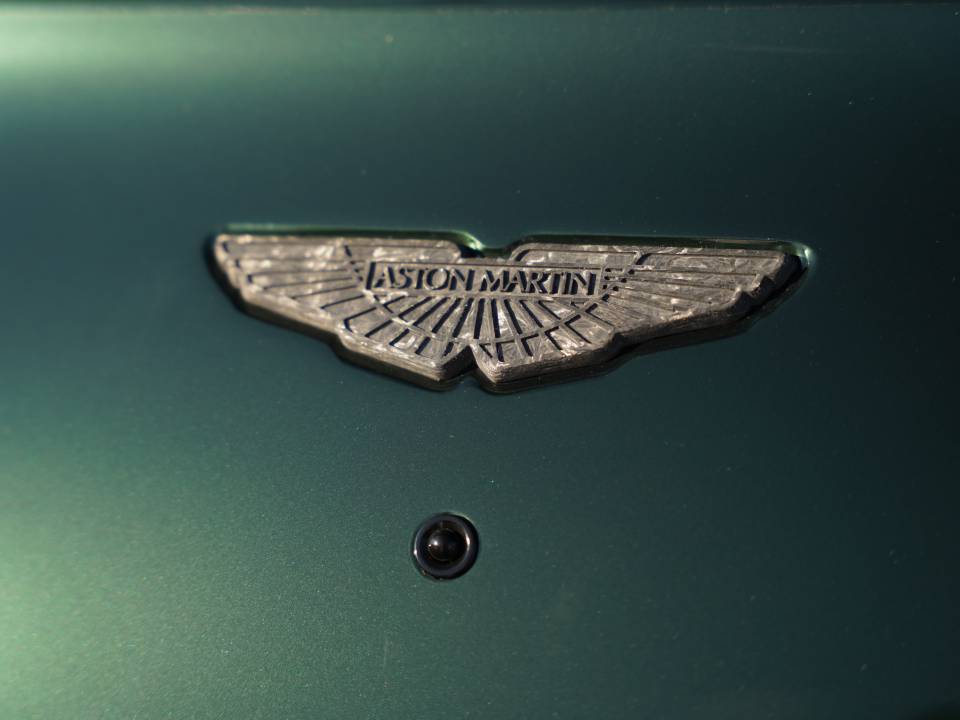 Image 44/50 de Aston Martin Vanquish S Volante (2018)