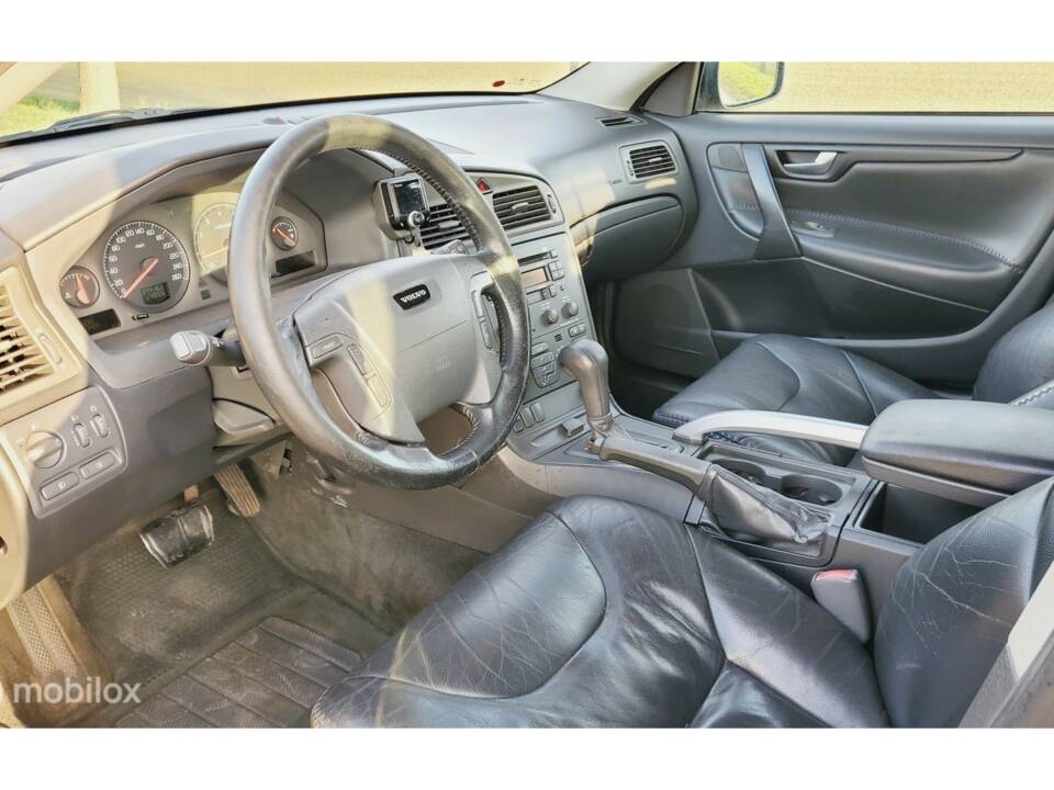 Bild 15/29 von Volvo XC70 2.4T (2001)