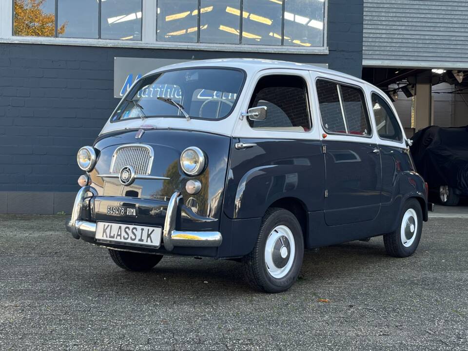 Image 2/14 de FIAT 600 D Multipla (1963)