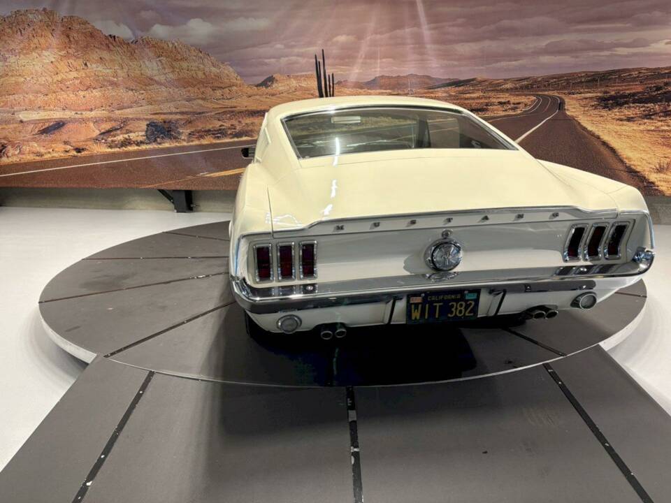 Image 7/35 of Ford Mustang 390 GTA (1967)
