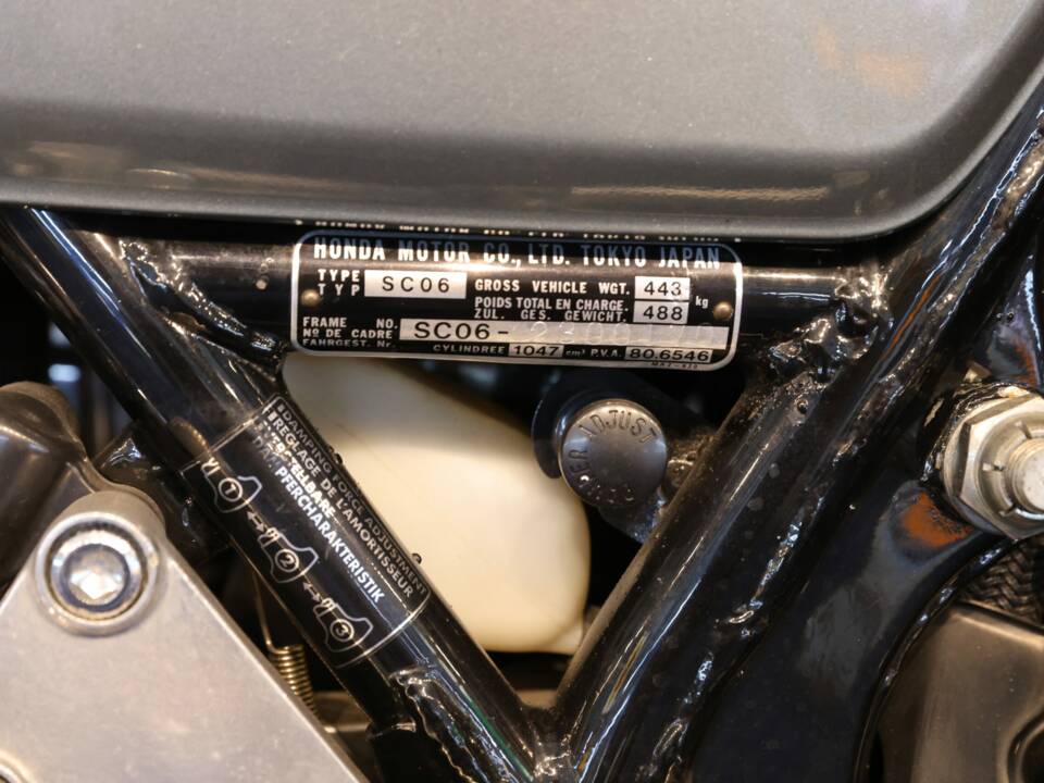 Immagine 7/33 di Honda CBX 1000 (1981)