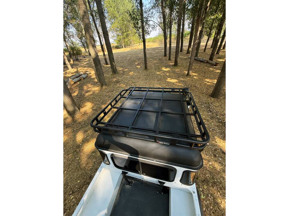 Image 4/6 de Land Rover Defender 110 (2005)